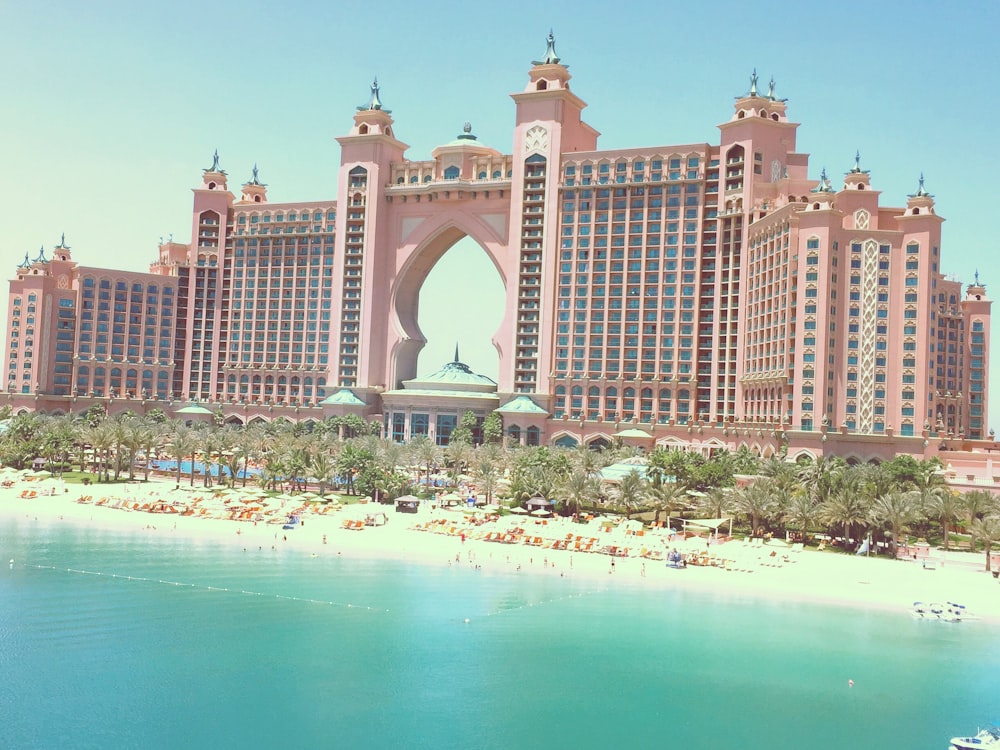 Atlantis The Palm iconic twin towers rising above Palm Jumeirah — photo 3